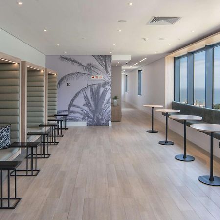 דורבן Hilton Garden Inn Umhlanga Arch מראה חיצוני תמונה