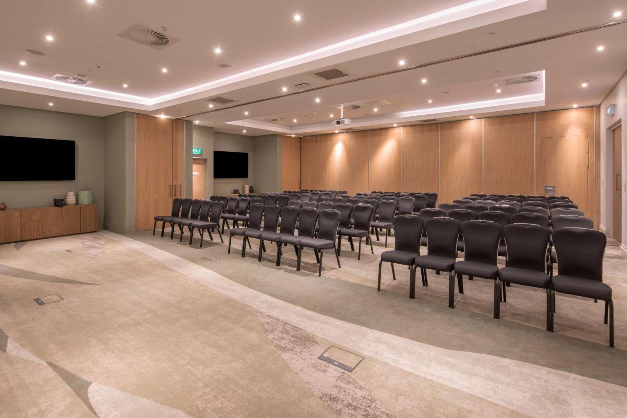 דורבן Hilton Garden Inn Umhlanga Arch מראה חיצוני תמונה