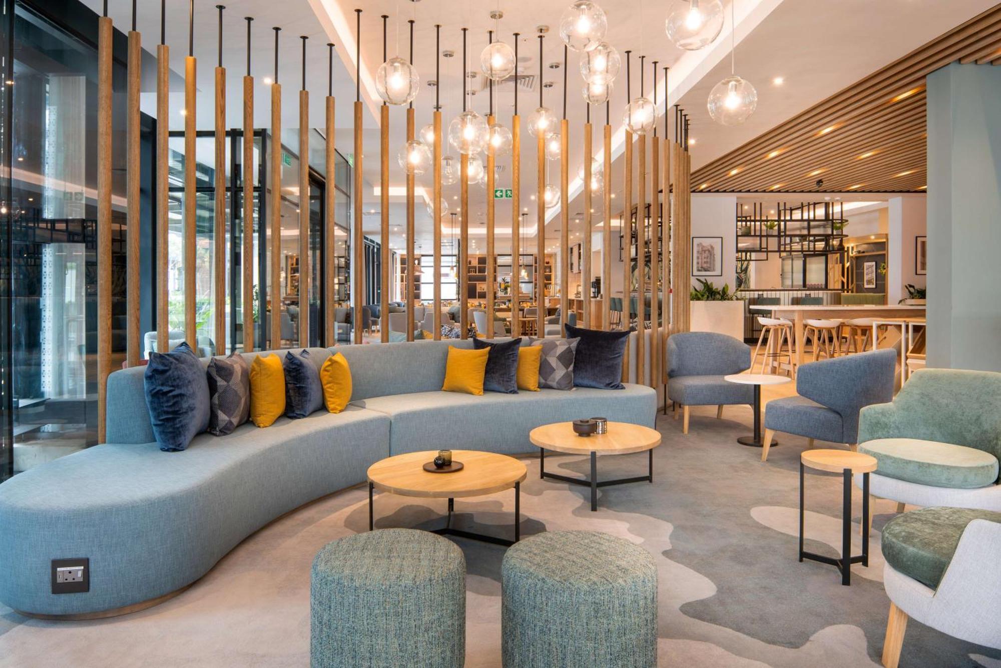 דורבן Hilton Garden Inn Umhlanga Arch מראה חיצוני תמונה