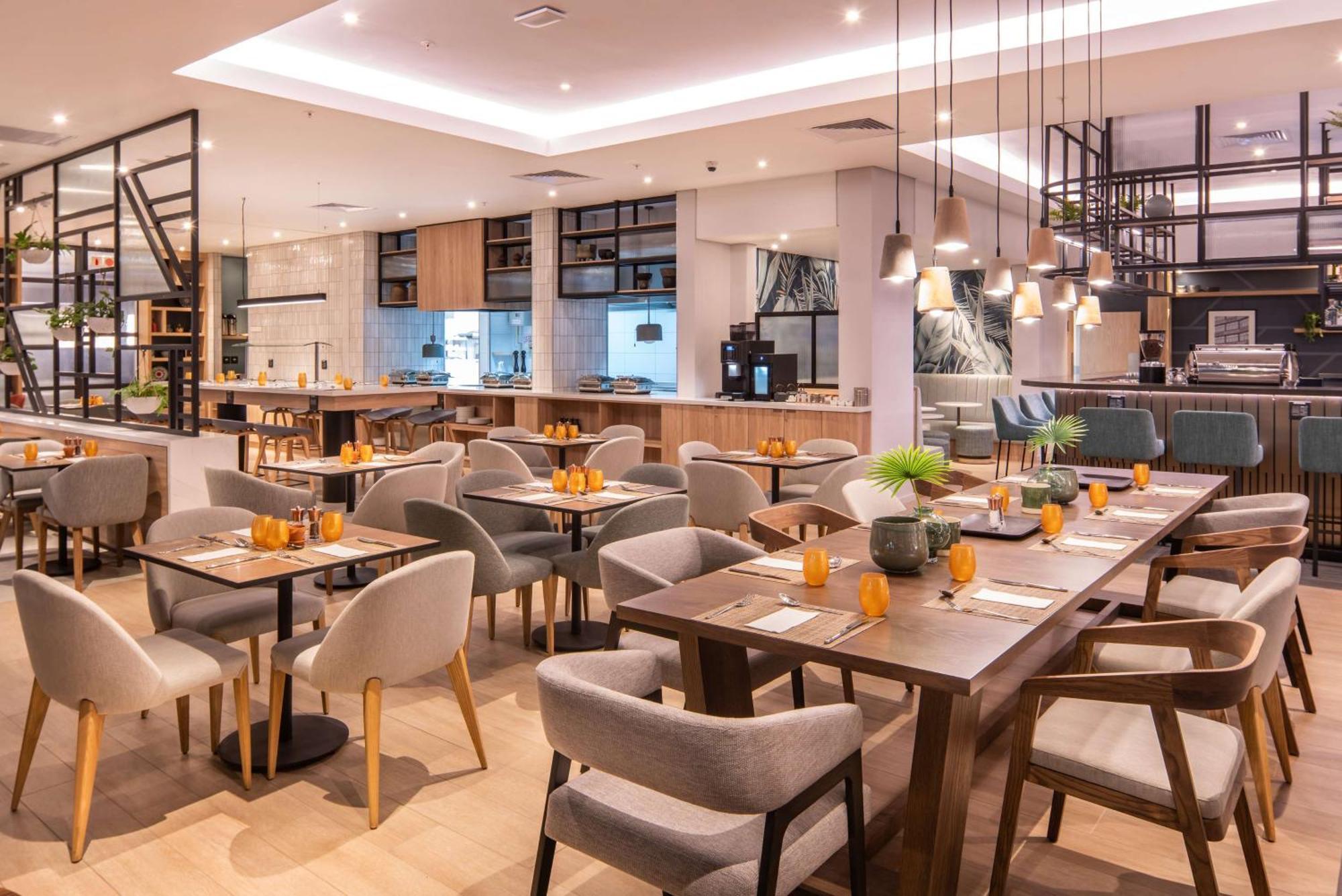 דורבן Hilton Garden Inn Umhlanga Arch מראה חיצוני תמונה